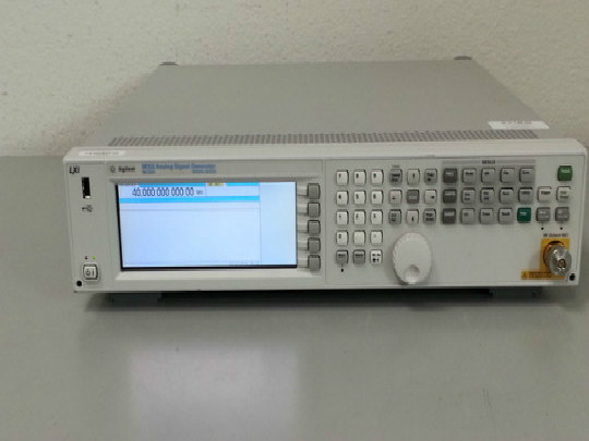 N5183A MXG 微波模擬信號發(fā)生器，100 kHz 至 40 GHz